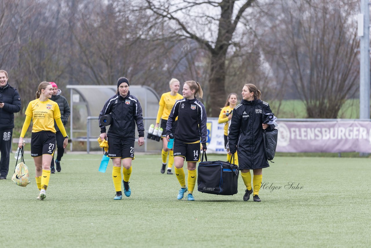 Bild 511 - F SSC Hagen Ahrensburg - SV Frisia Risum-Lindholm : Ergebnis: 1:2